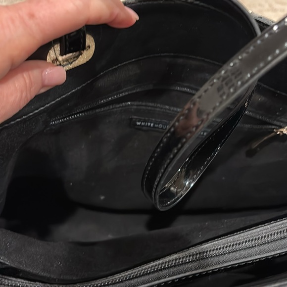 Large work computer size tote in a black-and-white check with a clutch - Picture 5 of 7